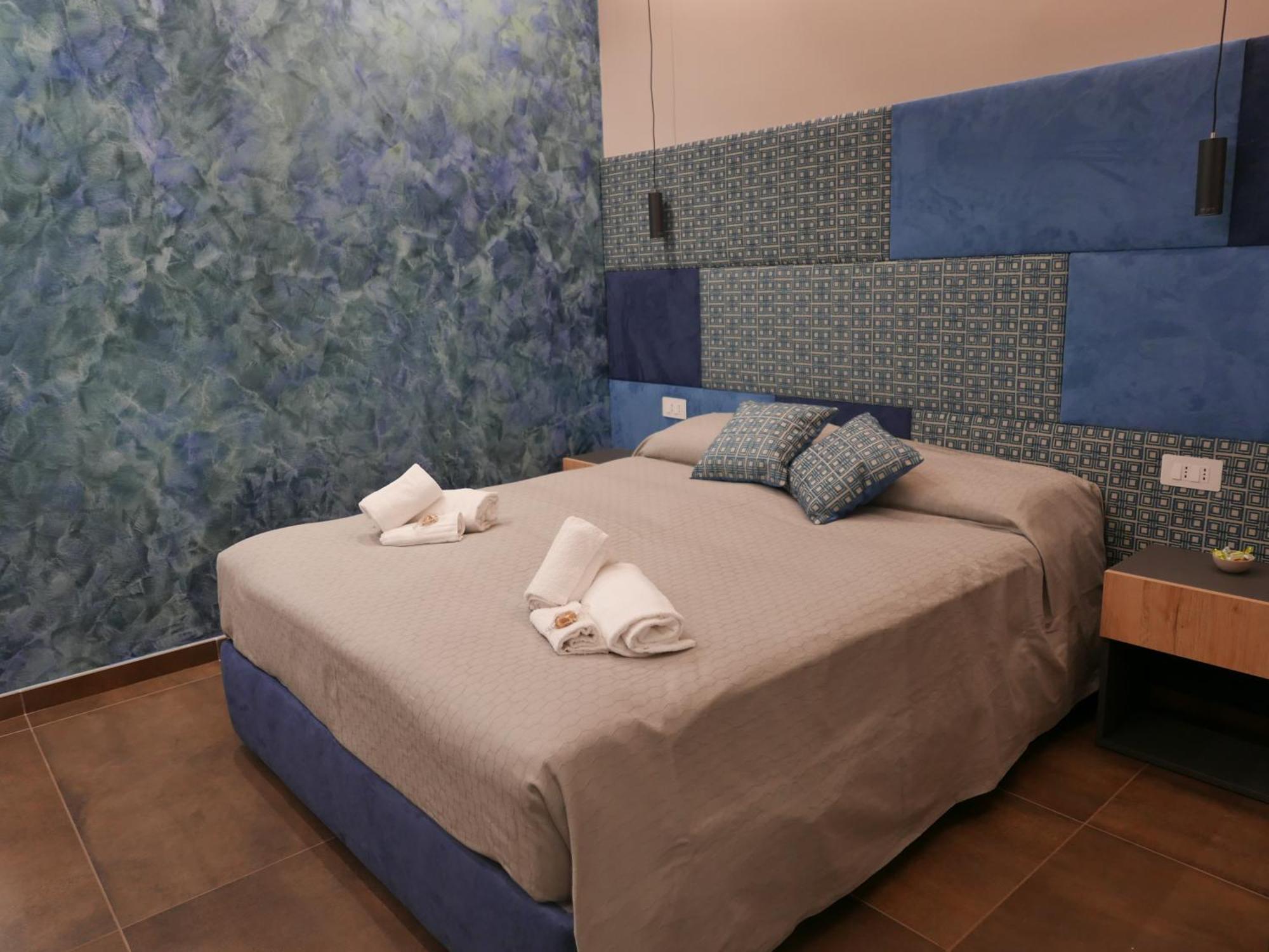 Re Lazzarone Suite Naples Exterior photo