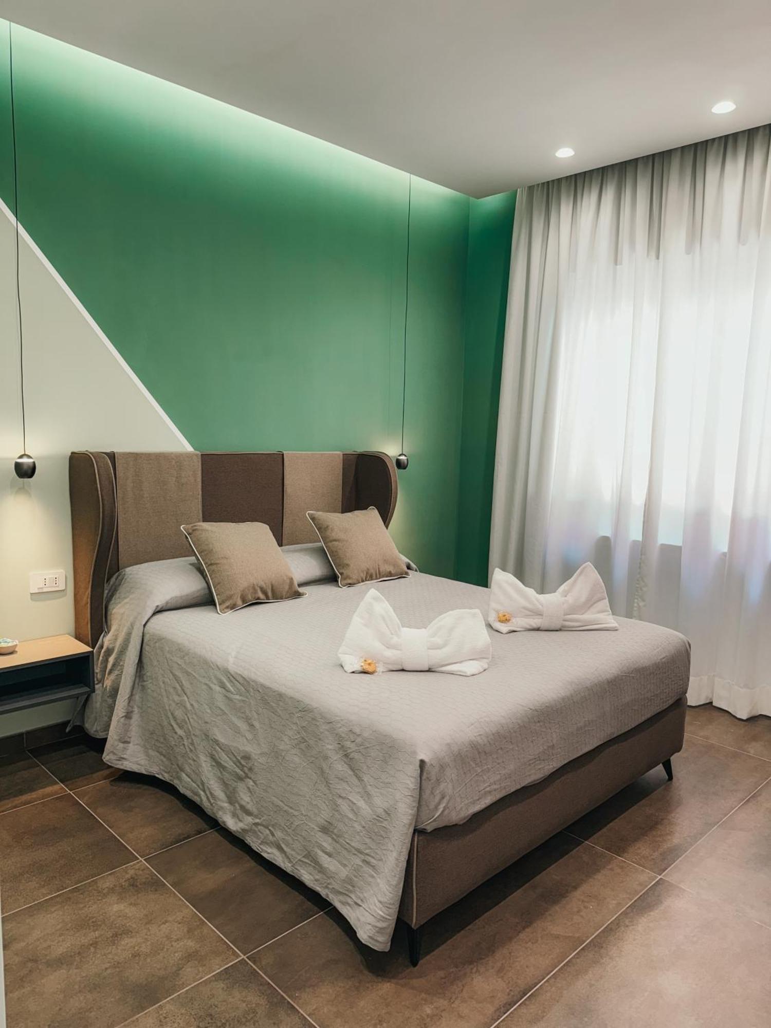 Re Lazzarone Suite Naples Exterior photo